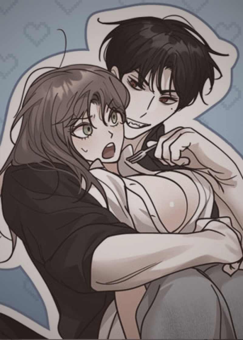 一家人在客厅观看动漫电影的温馨场景，屏幕上光影闪烁